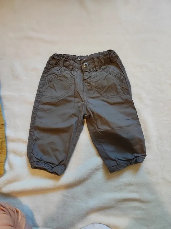 Lot 5 pantalons/jean 6 mois - photo numéro 6