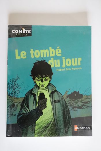 Livre enfant policier 12 / 13 ans Nathan Le tombé du jour