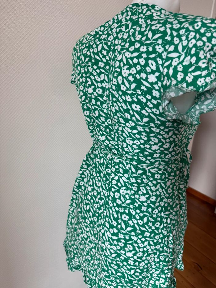 Robe verte en très bon état taille S flamant rose - photo numéro 6