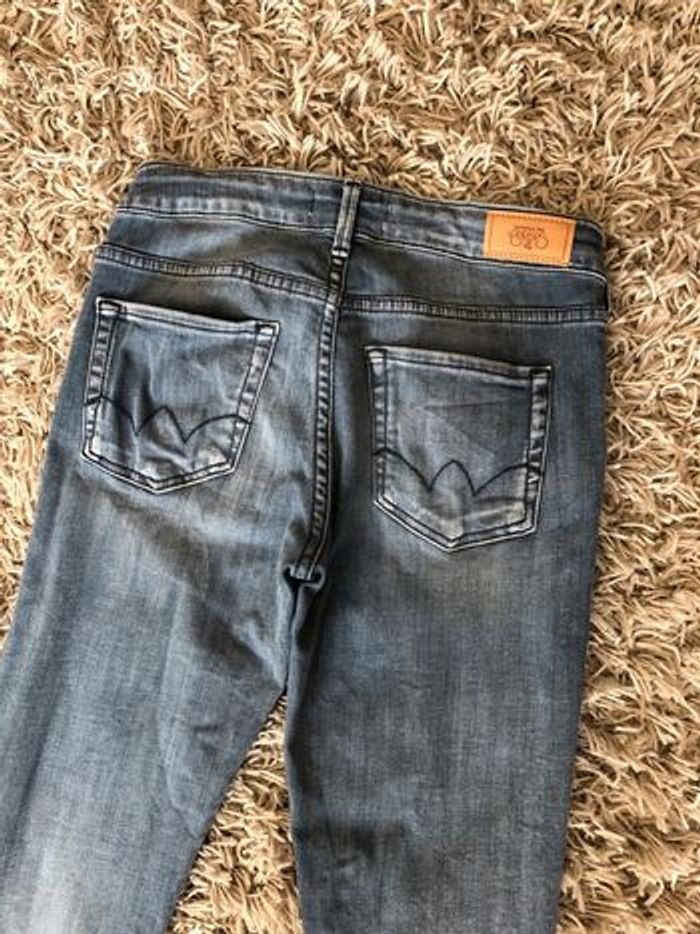 Jeans Le Temps des Cerises  14 ans  En très bon état - photo numéro 7