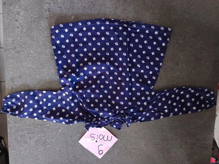 Blouse violette et ronds 9 mois - photo numéro 4