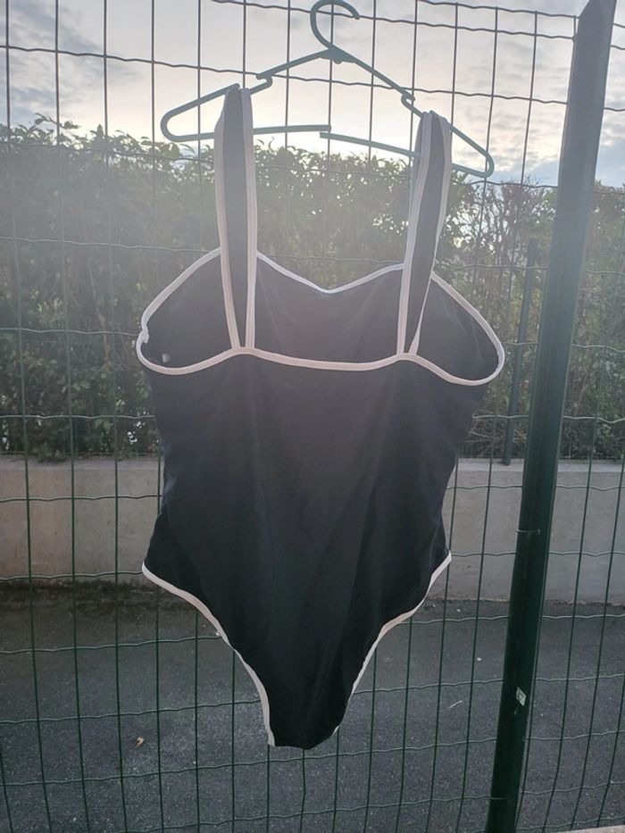 🏖 Maillot de bain T.4XL 🏖 - photo numéro 2