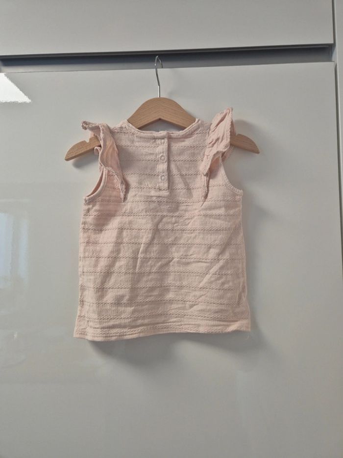 T-shirt sans manches 24mois - photo numéro 3