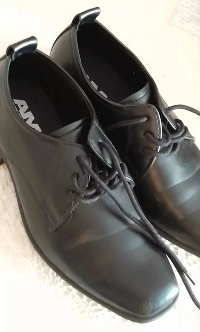 Chaussures à lacets enfant, élégantes, pointure 32 Marque : AM Shoe Company - photo numéro 2