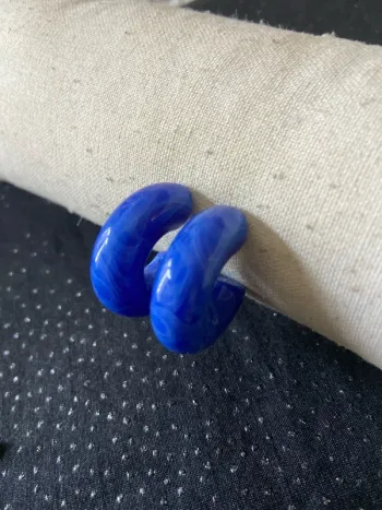 Boucles d'oreilles bleues 25mm