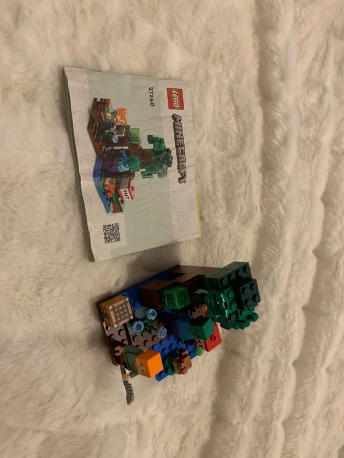 Lego minecraft 21240