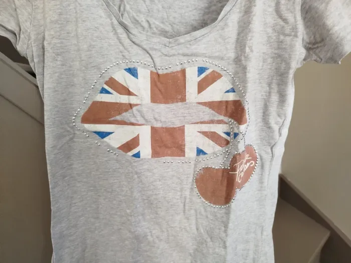 Tee-shirt gris - photo numéro 3