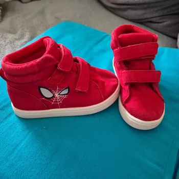 Baskets rouge Gap Marvel Spider-man taille 25