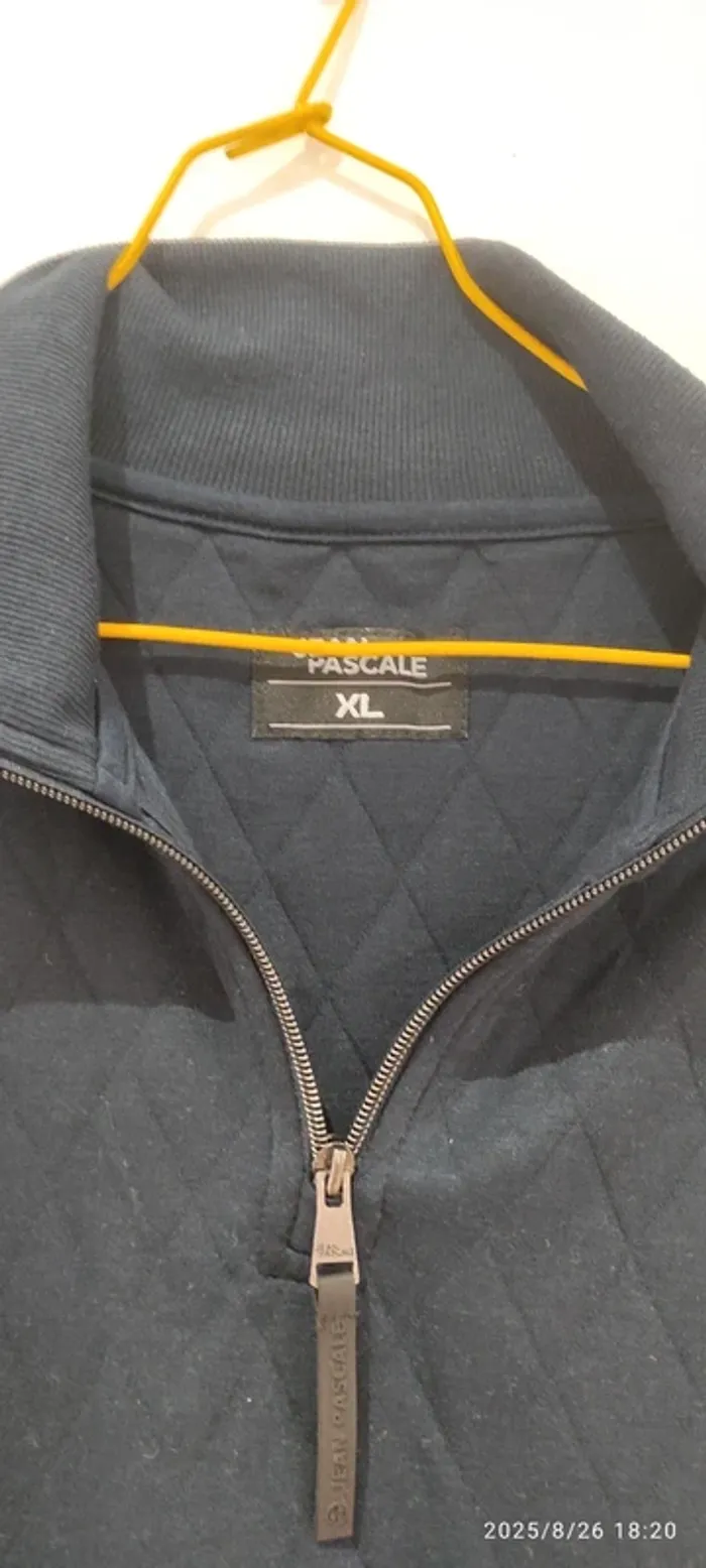 Pull Homme - photo numéro 2