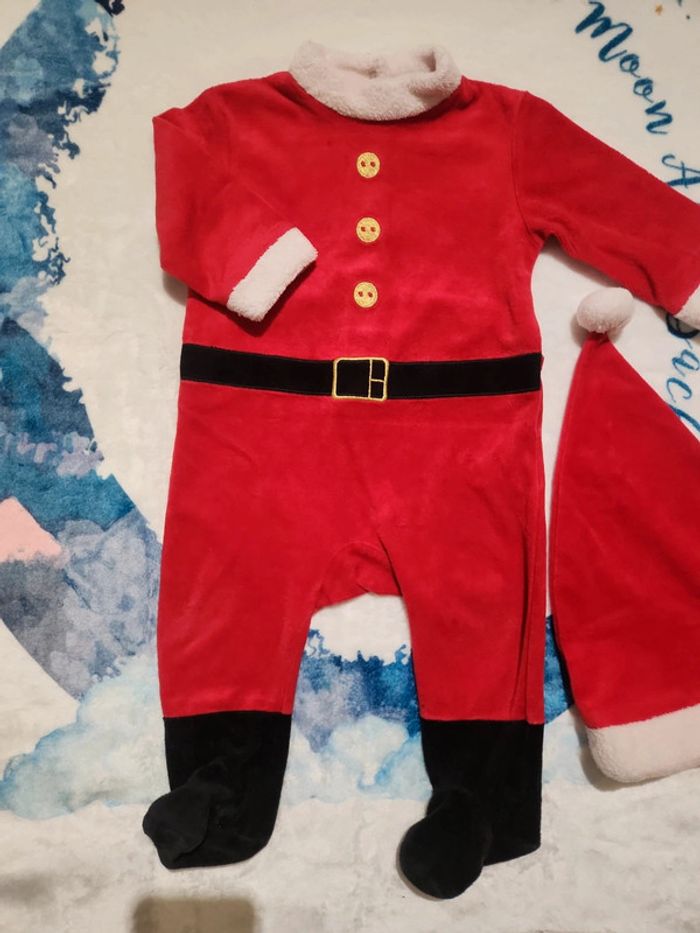 Ensemble de Noël pyjama et bonnet 12 mois 🎅 - photo numéro 2