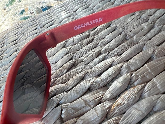 Taille layette 6/18 mois Lunettes soleil garçon Orchestra rouges * cars * 💙 - photo numéro 4