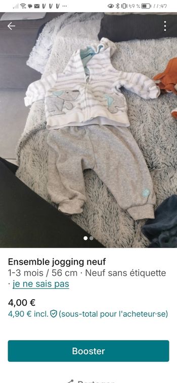 Ensemble jogging neuf