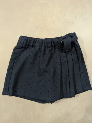 Superbe jupe short 3 ans