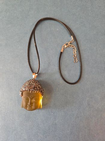 Collier bouddha jaune