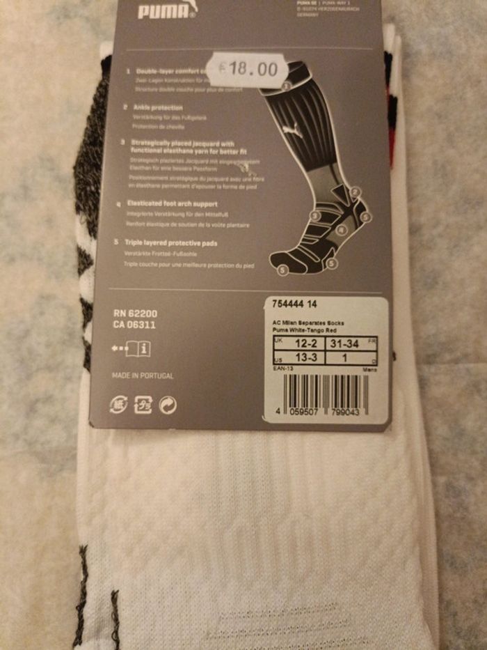 Chaussettes de foot Puma équipe Milan AC taille 31/34 authentique neuf - photo numéro 6