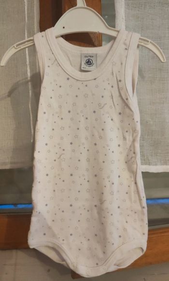 Bodie etoilé taille 12 mois