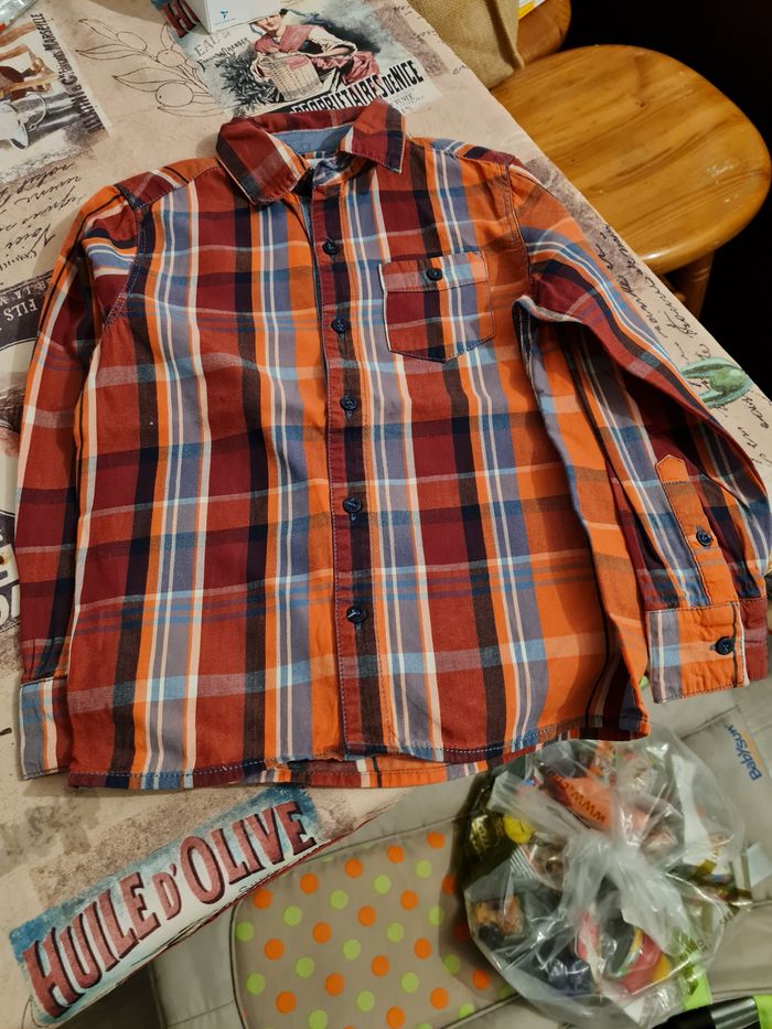 Vêtements garçon 6ans - photo numéro 2