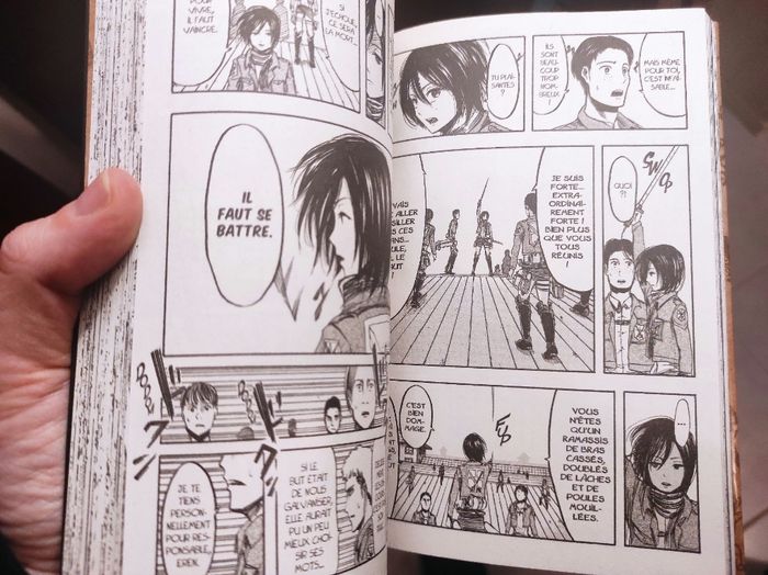 Lot de 2 mangas de l'Attaque des Titans - photo numéro 5