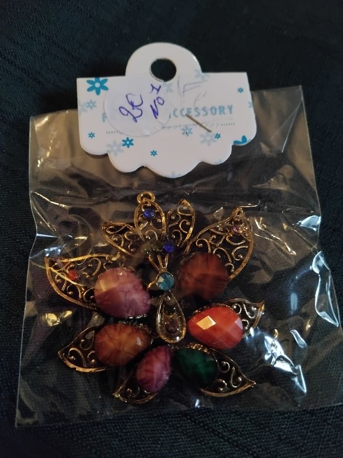 Broche no6 - photo numéro 4