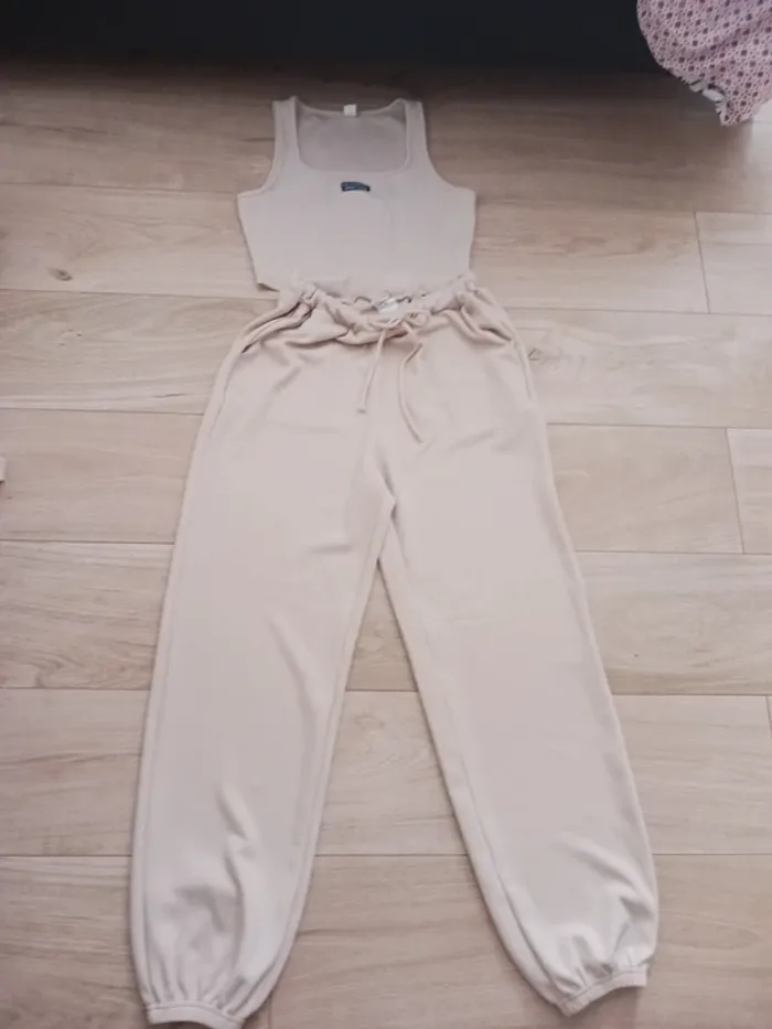 Ensemble fille haut et pantalon fuselé beige 15 ans Shein