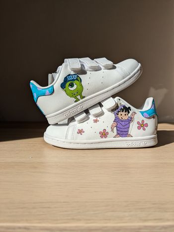 Adidas basket enfant bébé blanc jamais porté