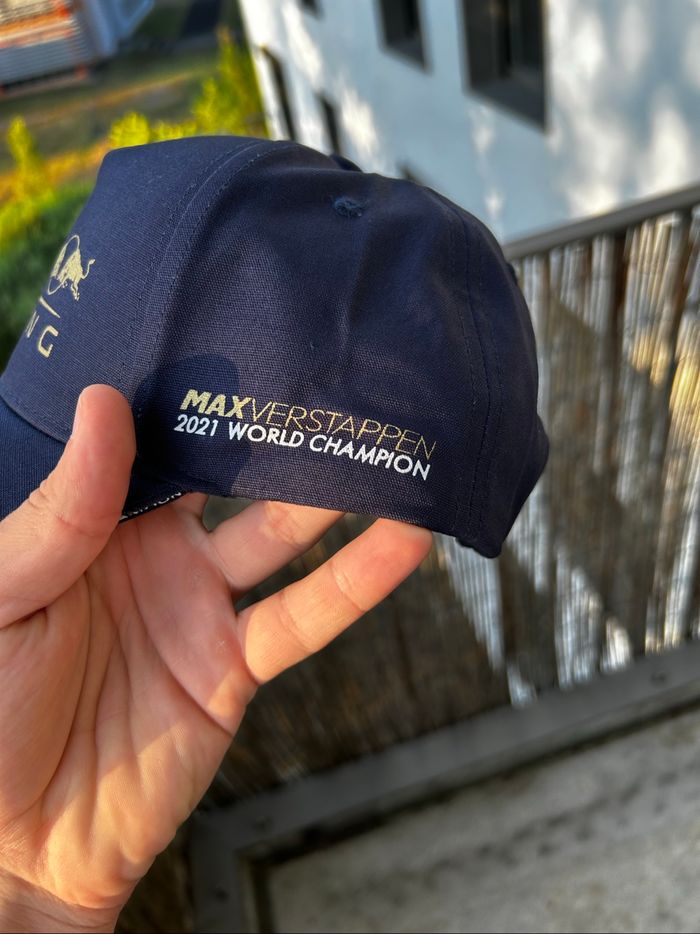 Casquette Red Bull World Champions 2021 Max Verstappen - photo numéro 3