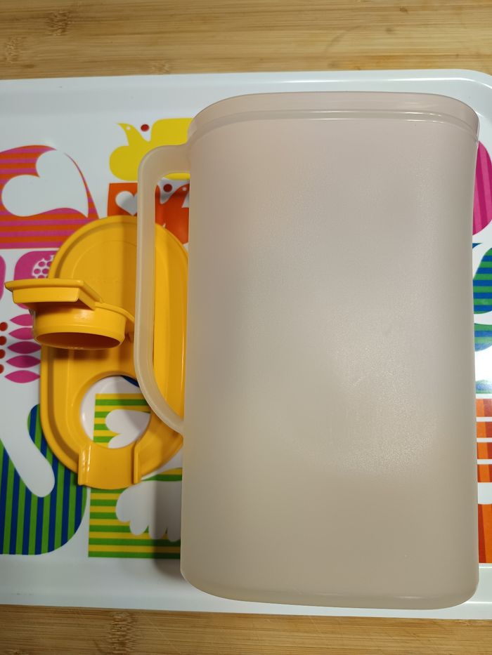 Pichet Tupperware 2 litres - photo numéro 8