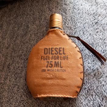 Bouteille de parfum DIESEL homme vide