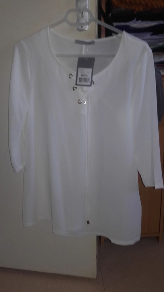 Tunique blanche fluide neuve taille 42 - photo numéro 2