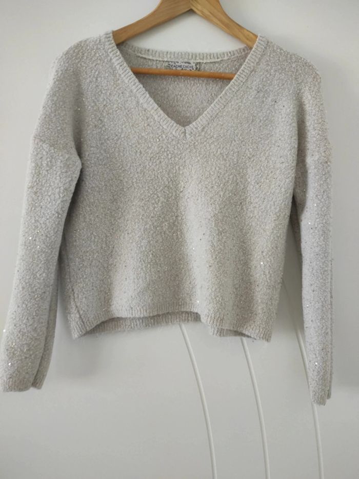 Pull court beige avec strass - photo numéro 5