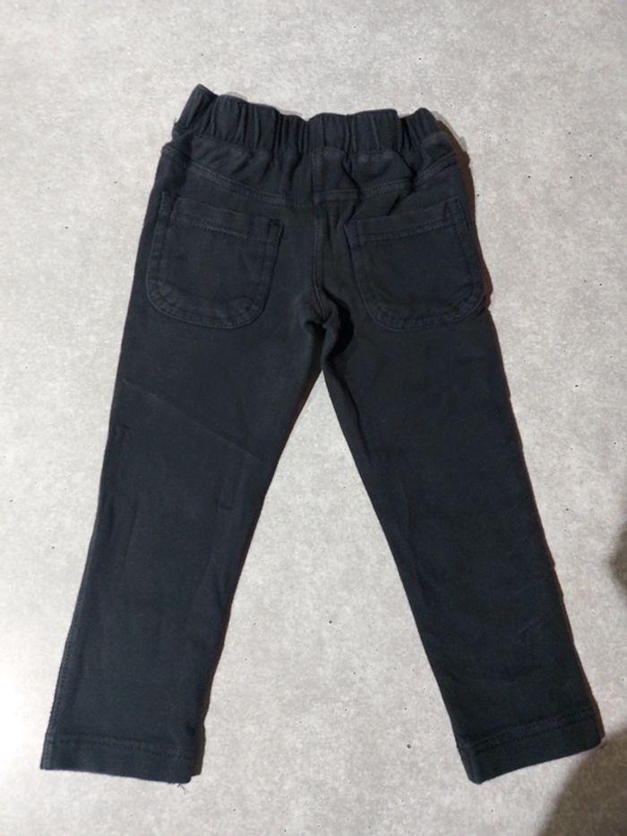 Pantalon noir - photo numéro 2