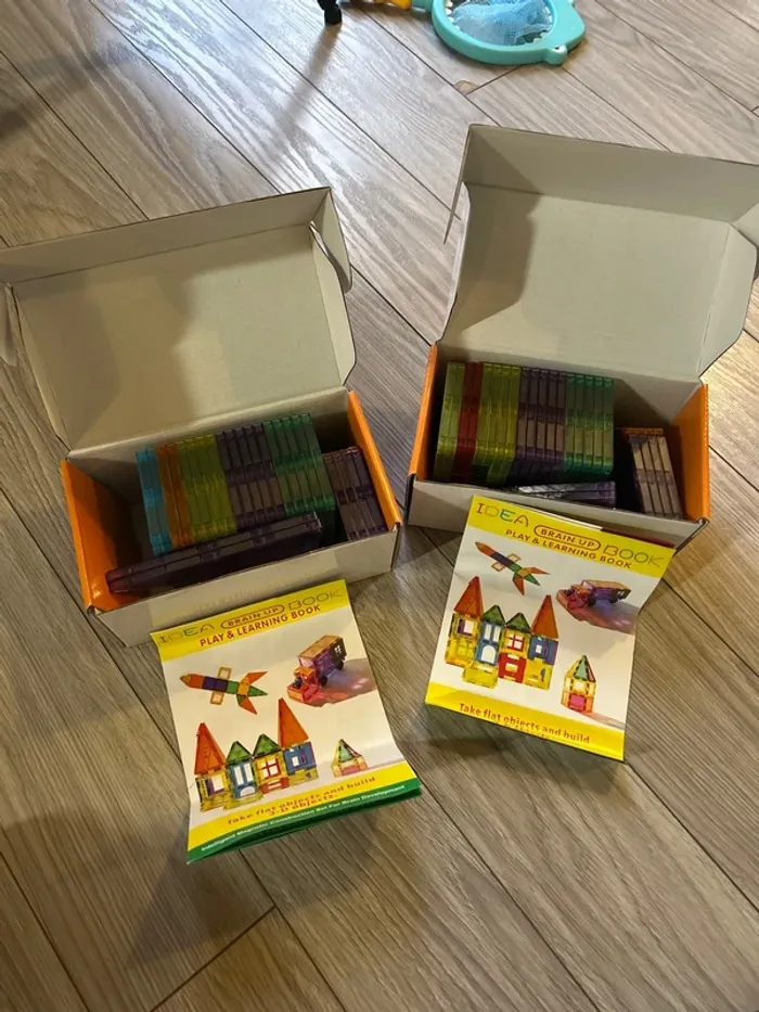 🧩 Jeux de construction magnétiques – 2 boîtes de 32 pièces - photo numéro 3