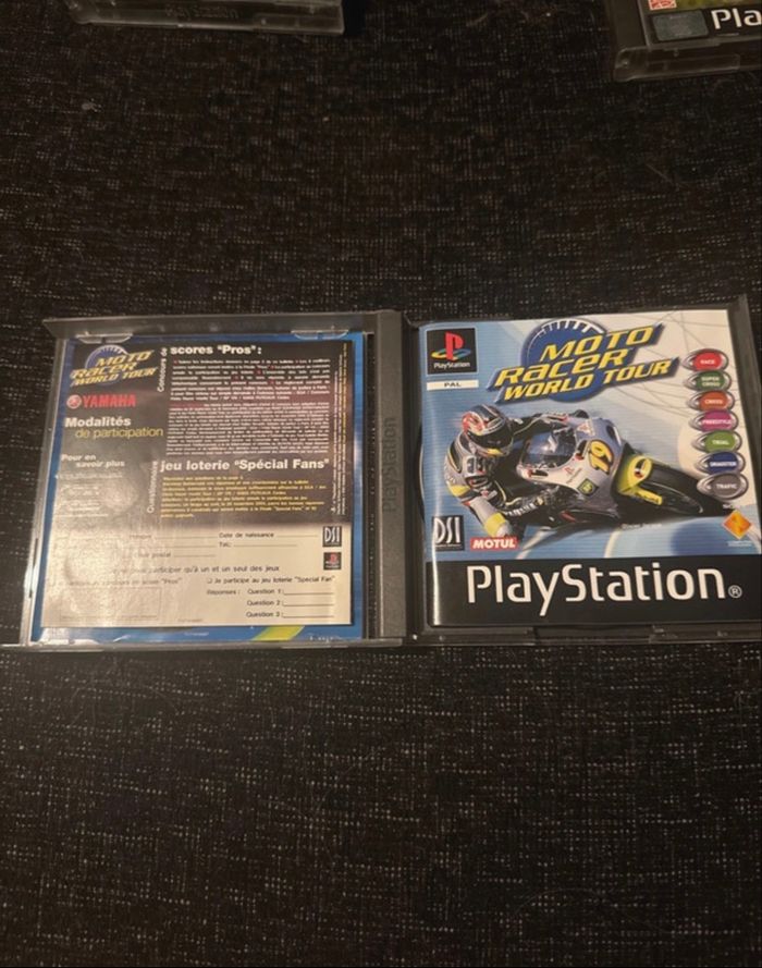 Moto racer world tour ps1 - photo numéro 3