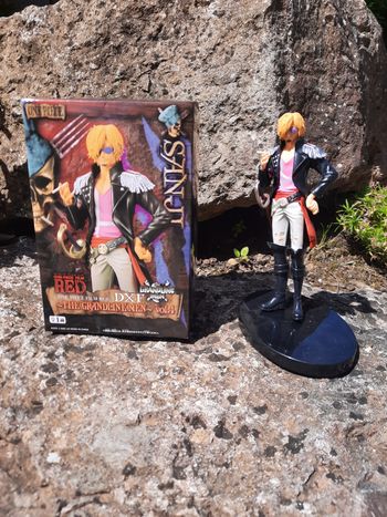 Figurine Sanji One Piece Red