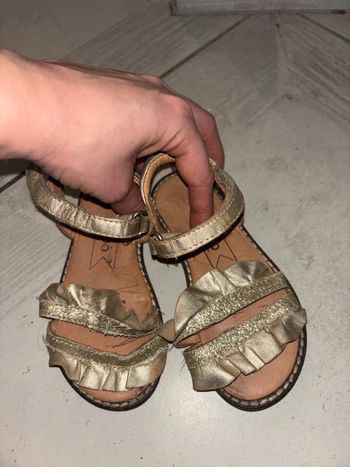 Sandale cariboo taille 24 bébé fille