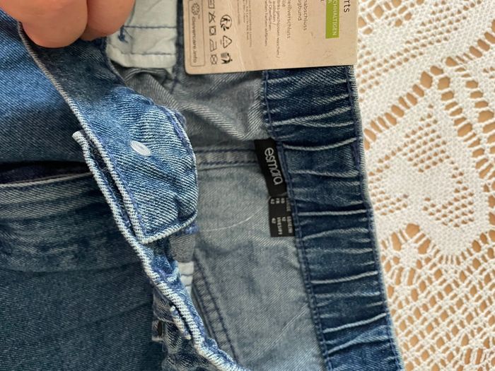 Short Jean femme taille 42 neuf - photo numéro 2