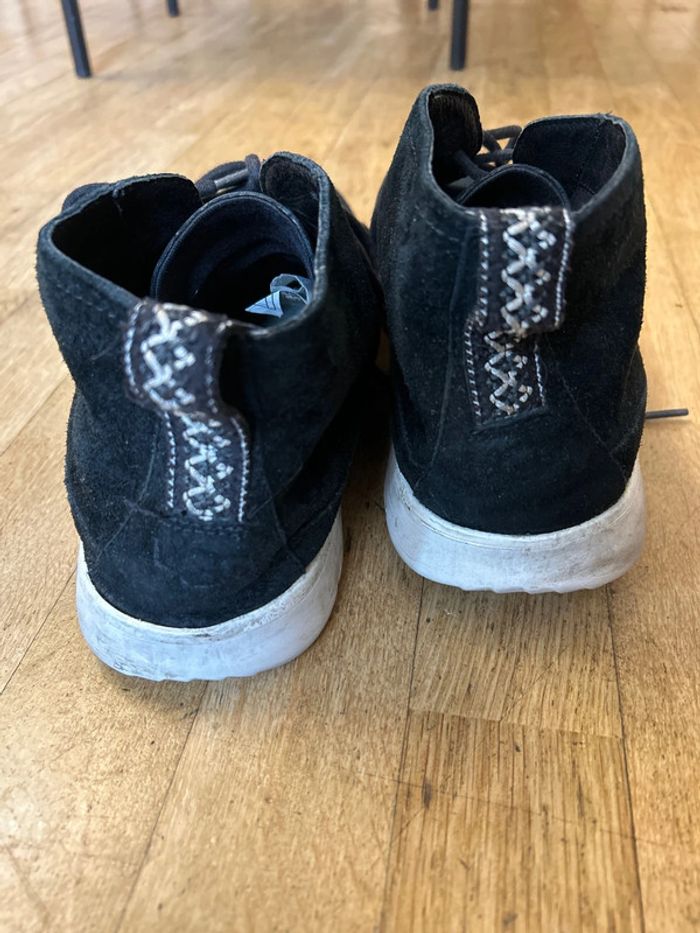 Basket UGG Noir 44,5 à lacet - photo numéro 3