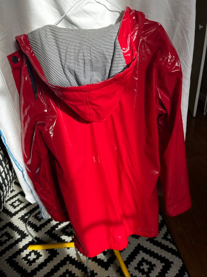 Impermeable rouge vernis petit bateau - photo numéro 2