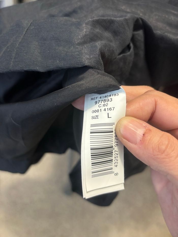 Robe noire effet froissé Mango neuve - photo numéro 6