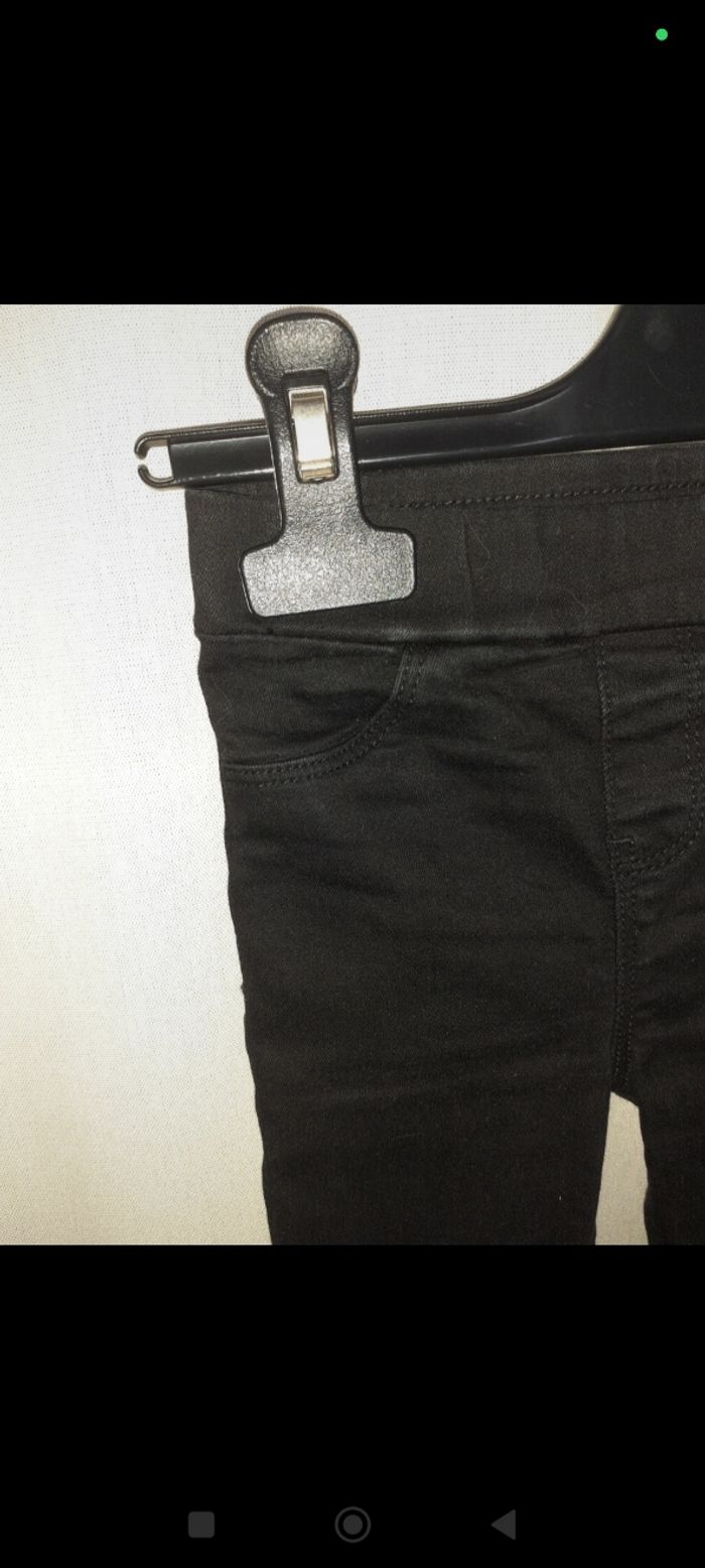 Pantalon noir Kiabi 3 ans - photo numéro 2