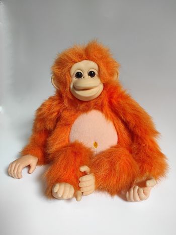Peluche parlante Singe Orange Hosung Giochi