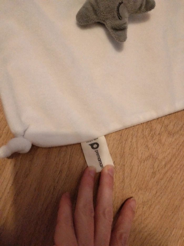 Doudou blanc carré étoile - photo numéro 2
