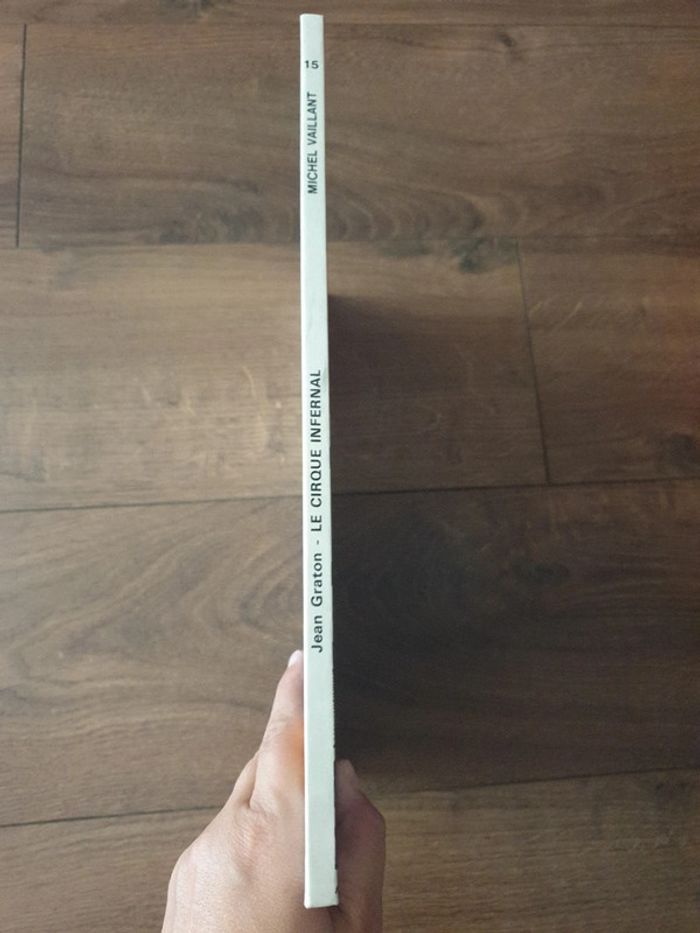 Bande dessinée Michel Vaillant - photo numéro 2