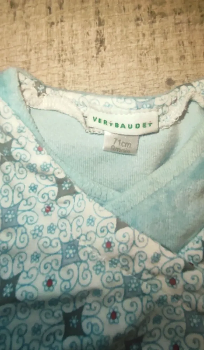 Lot de 4 pyjamas velours en excellent état - garçon - 9 mois - photo numéro 13