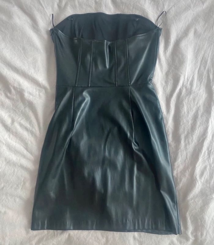 Robe similicuir noire Zara - photo numéro 3