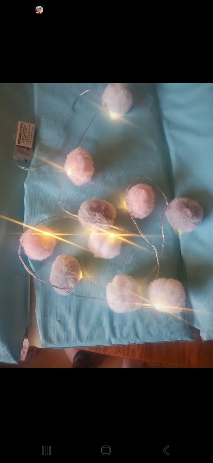 Guirlande lumineuse pompons