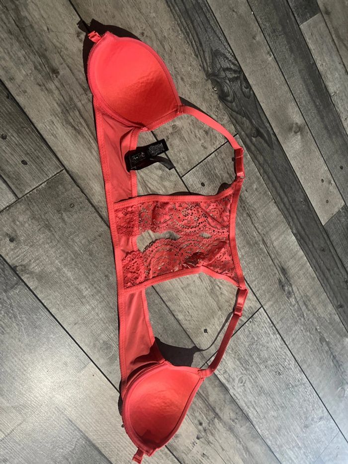Soutien gorge - photo numéro 5