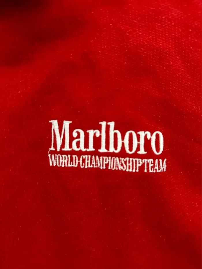 Pull Marlboro - photo numéro 6