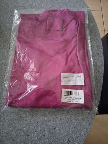 Sous pull violet " t- 38" neuf