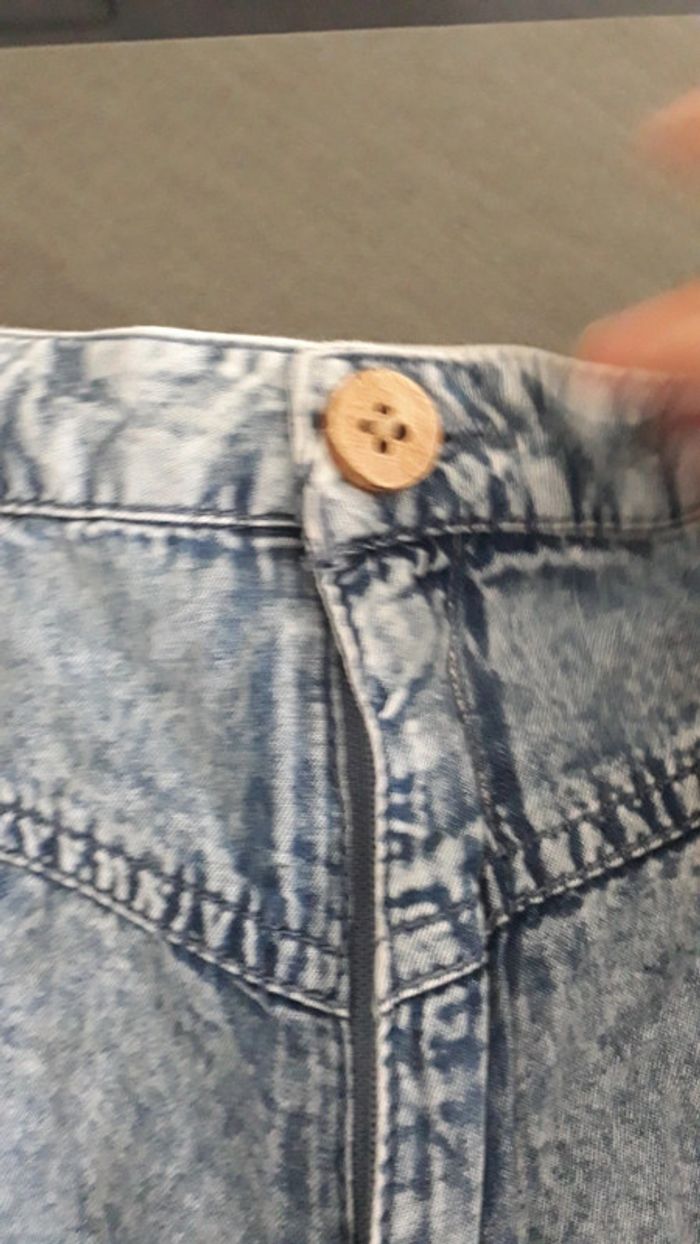 Short léger en jean taille 14 ans - photo numéro 2